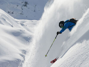 ACTIVE OUTDOOR SKI-COLLECTION BY FELIX NEUREUTHER